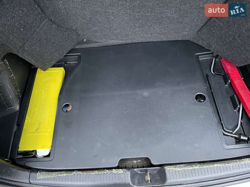 Минивэн Toyota Corolla Verso 2002 в Лубнах