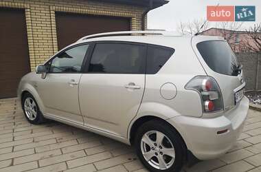 Минивэн Toyota Corolla Verso 2008 в 
