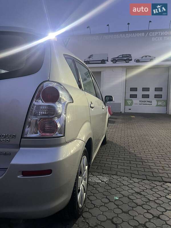 Минивэн Toyota Corolla Verso 2008 в Черновцах