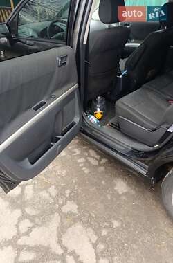 Минивэн Toyota Corolla Verso 2006 в 