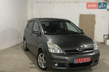 Мінівен Toyota Corolla Verso 2008 в 