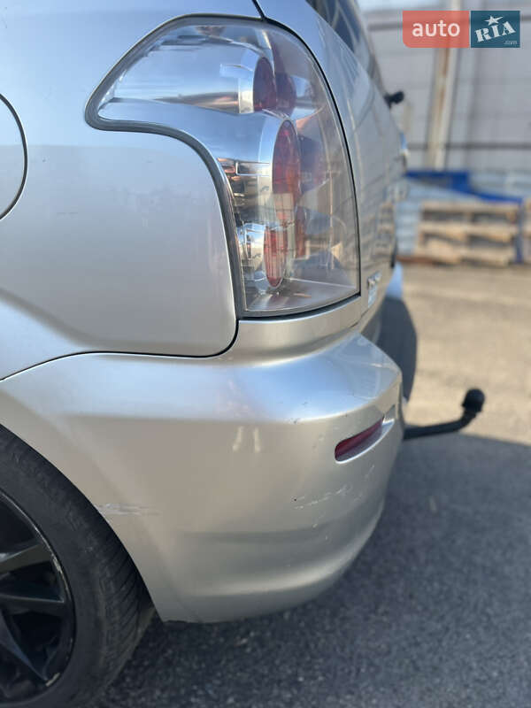 Минивэн Toyota Corolla Verso 2005 в Броварах