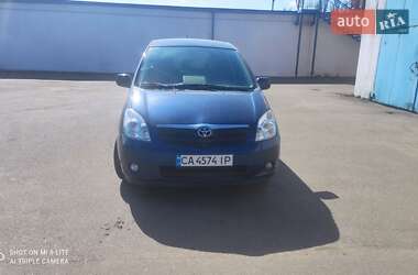 Мінівен Toyota Corolla Verso 2002 в 