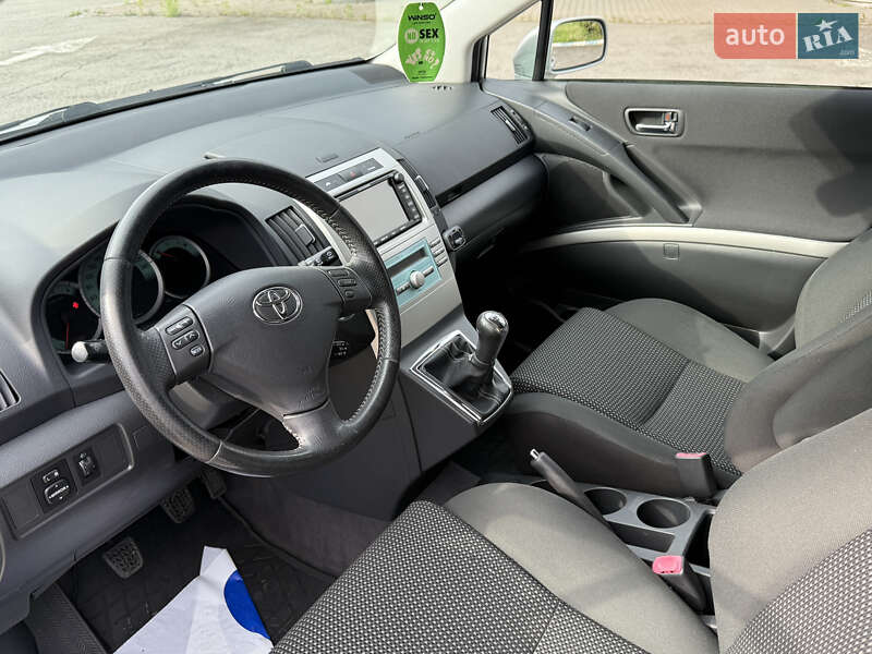 Мінівен Toyota Corolla Verso 2007 в Радивиліві фото 22 Мінівен Toyota Corolla Verso 2007 в Радивиліві