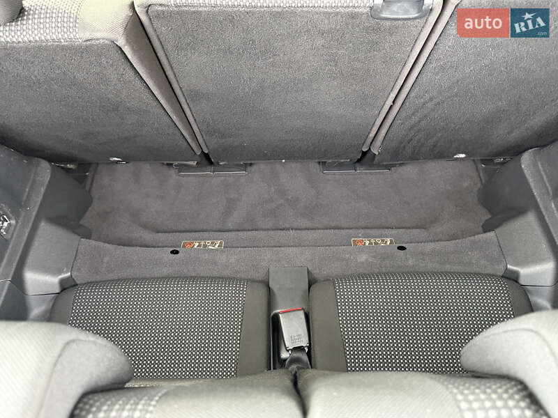 Мінівен Toyota Corolla Verso 2007 в Радивиліві фото 44 Мінівен Toyota Corolla Verso 2007 в Радивиліві