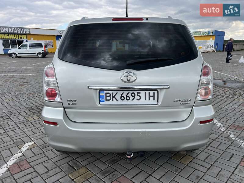 Минивэн Toyota Corolla Verso 2008 в Житомире