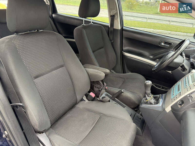 Минивэн Toyota Corolla Verso 2008 в Хмельницком