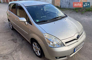 Минивэн Toyota Corolla Verso 2007 в 