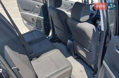 Минивэн Toyota Corolla Verso 2007 в 