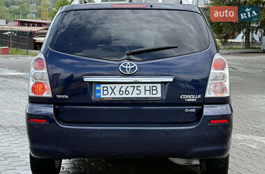 Минивэн Toyota Corolla Verso 2008 в 