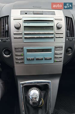 Минивэн Toyota Corolla Verso 2008 в 