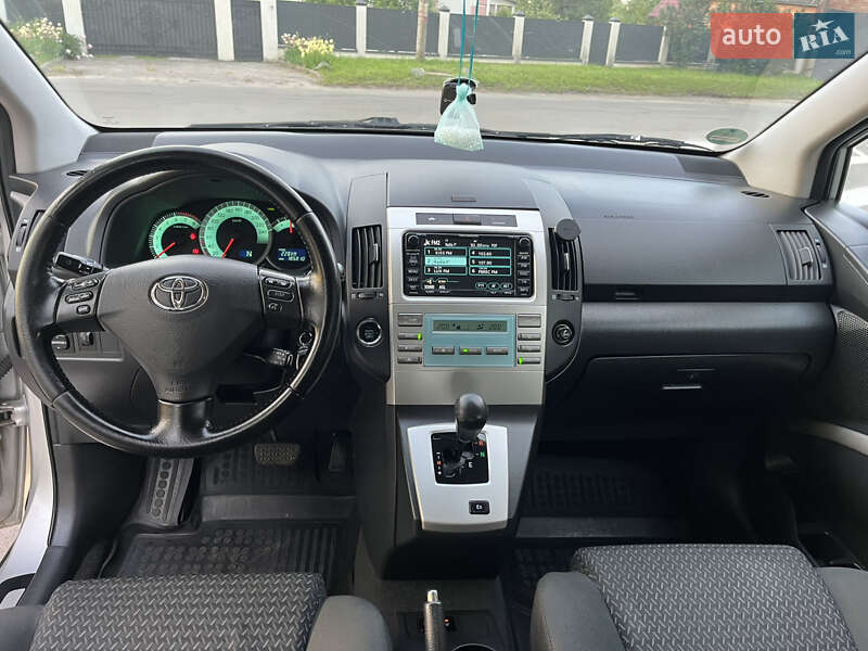 Минивэн Toyota Corolla Verso 2007 в Виннице