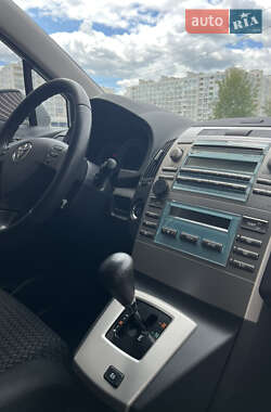 Мінівен Toyota Corolla Verso 2007 в 