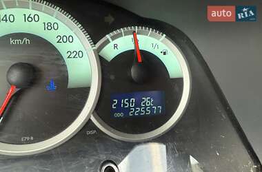 Минивэн Toyota Corolla Verso 2005 в 