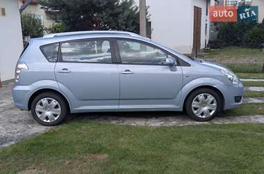 Минивэн Toyota Corolla Verso 2007 в 