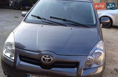 Минивэн Toyota Corolla Verso 2008 в Старом Самборе