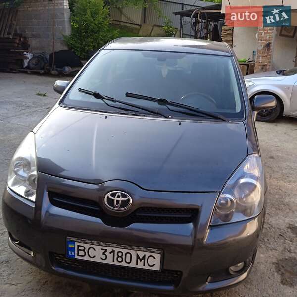 Toyota Corolla Verso 2008