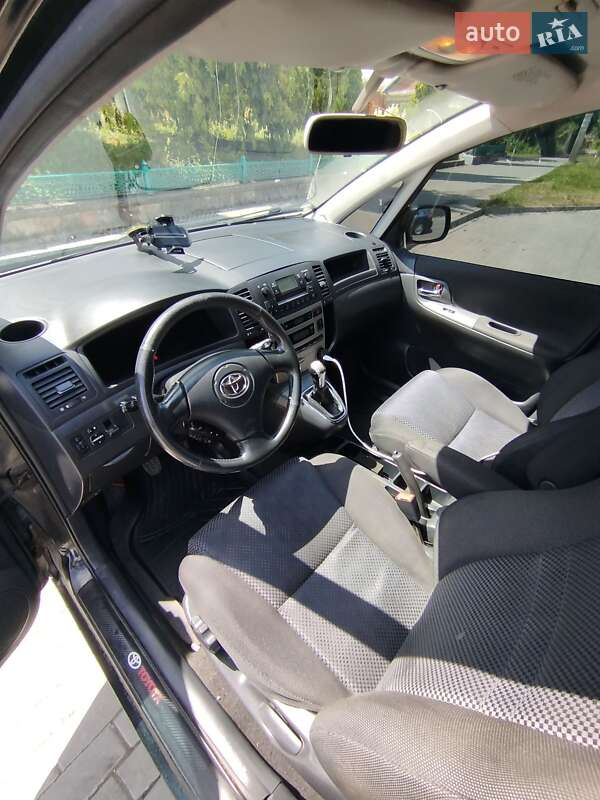 Мінівен Toyota Corolla Verso 2003 в Кременці
