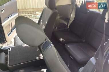 Минивэн Toyota Corolla Verso 2006 в 
