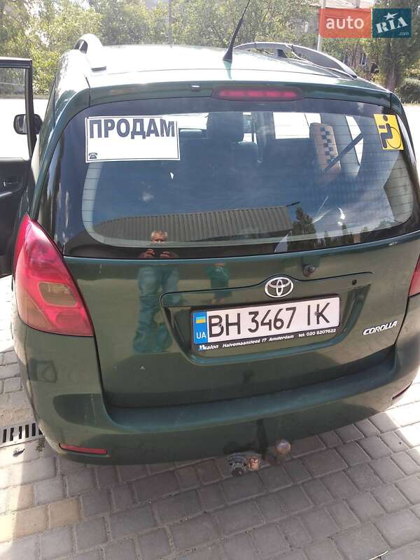 Мінівен Toyota Corolla Verso 2002 в Роздільній