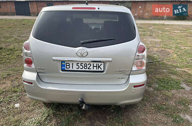 Минивэн Toyota Corolla Verso 2007 в 