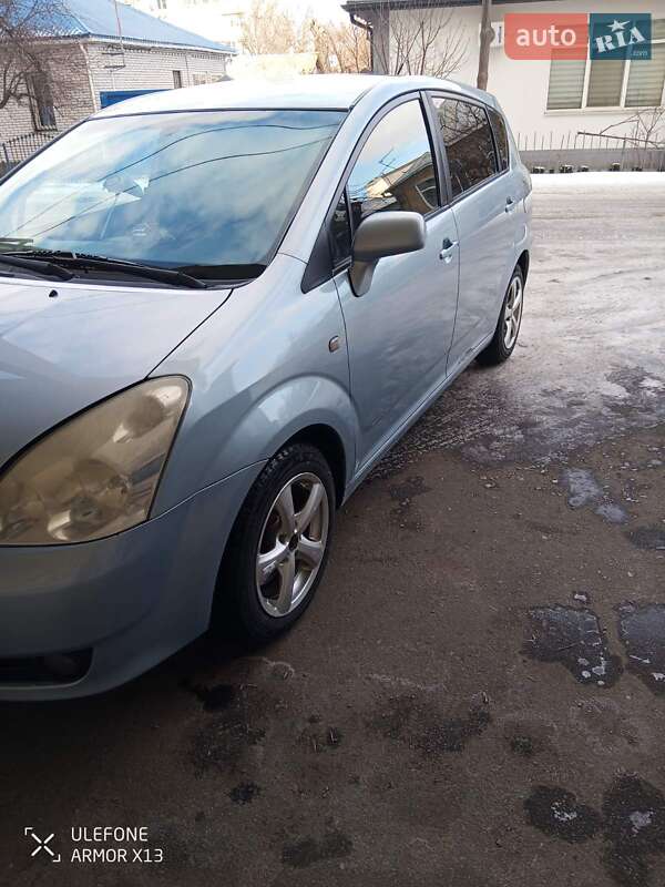 Мінівен Toyota Corolla Verso 2004 в Черкасах
