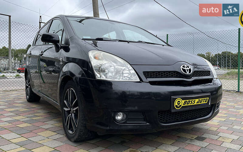 Toyota Corolla Verso 2005