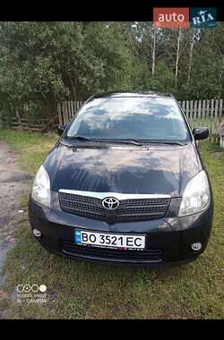 Минивэн Toyota Corolla Verso 2004 в Збараже