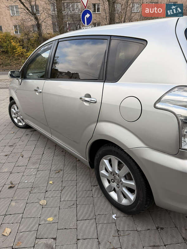 Минивэн Toyota Corolla Verso 2005 в Тернополе