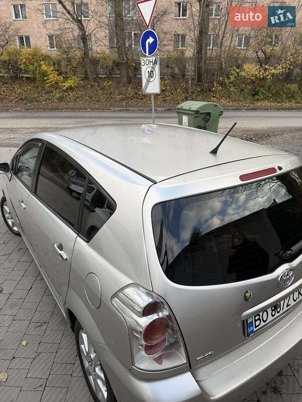 Минивэн Toyota Corolla Verso 2005 в Тернополе