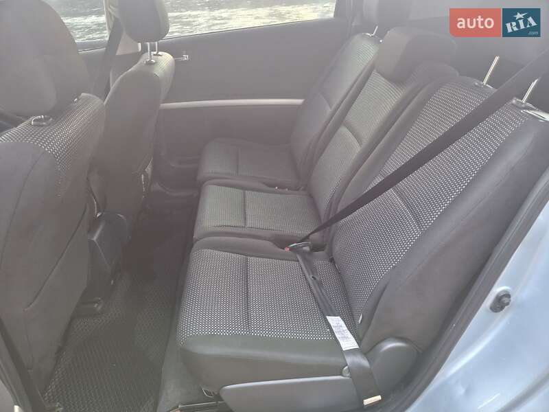 Минивэн Toyota Corolla Verso 2006 в Могилев-Подольске фото 18 Минивэн Toyota Corolla Verso 2006 в Могилев-Подольске