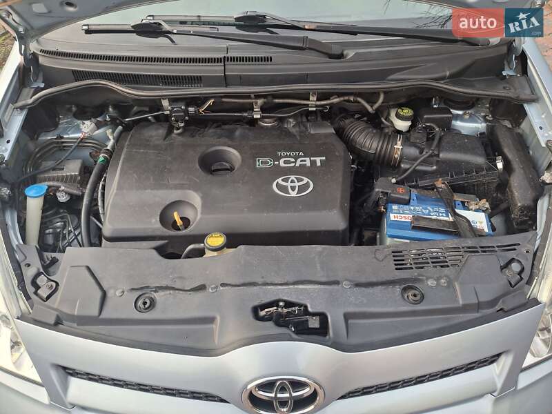 Минивэн Toyota Corolla Verso 2006 в Могилев-Подольске фото 22 Минивэн Toyota Corolla Verso 2006 в Могилев-Подольске