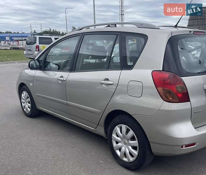 Минивэн Toyota Corolla Verso 2003 в Харькове фото 4 Минивэн Toyota Corolla Verso 2003 в Харькове