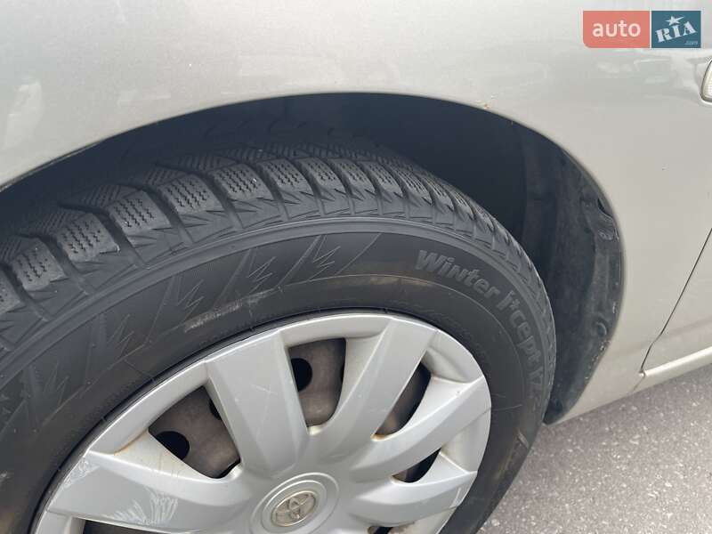 Минивэн Toyota Corolla Verso 2003 в Харькове фото 5 Минивэн Toyota Corolla Verso 2003 в Харькове