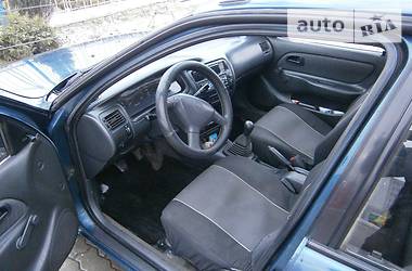 Хэтчбек Toyota Corolla 1994 в 