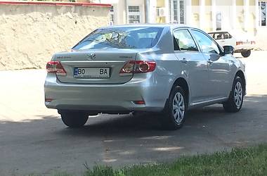 Седан Toyota Corolla 2012 в Тернополе