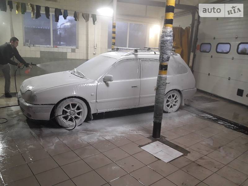 Універсал Toyota Corolla 1997 в Одесі