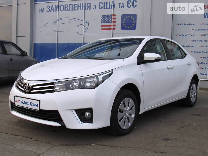 Седан Toyota Corolla 2014 в Киеве