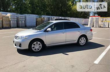 Седан Toyota Corolla 2011 в Кременчуці