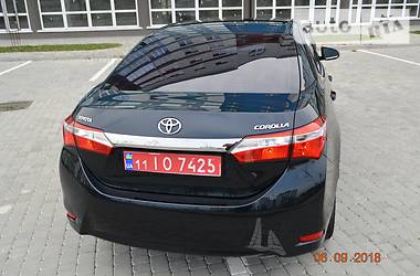 Седан Toyota Corolla 2015 в Ивано-Франковске