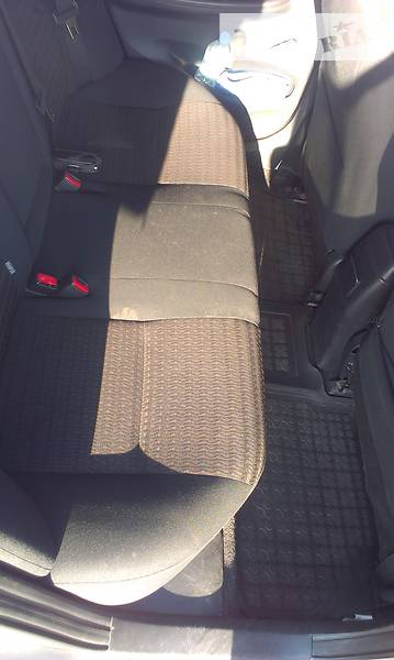 Седан Toyota Corolla 2011 в Львові