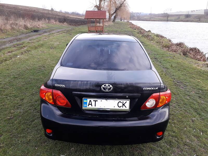 Седан Toyota Corolla 2008 в Івано-Франківську