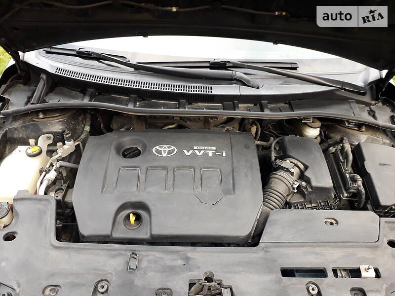 Седан Toyota Corolla 2008 в Івано-Франківську