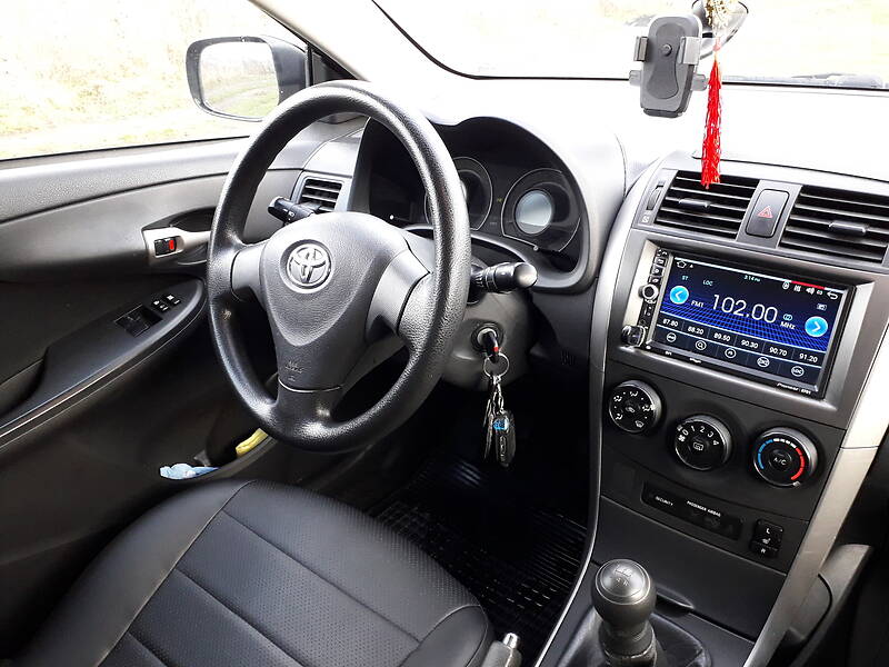 Седан Toyota Corolla 2008 в Івано-Франківську