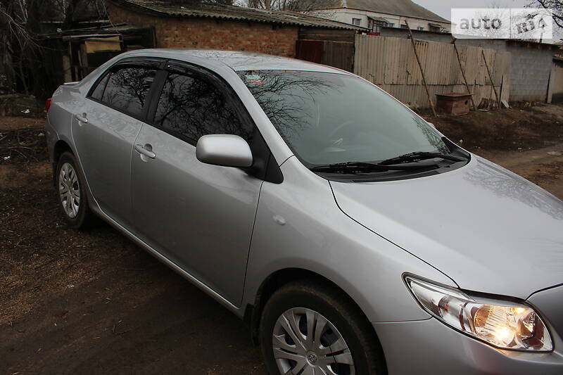 Седан Toyota Corolla 2008 в Бобринці
