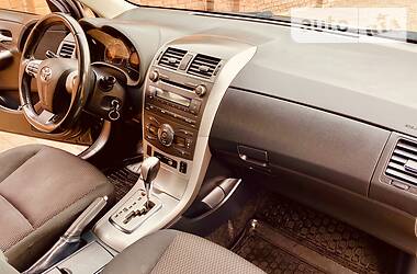 Седан Toyota Corolla 2012 в 