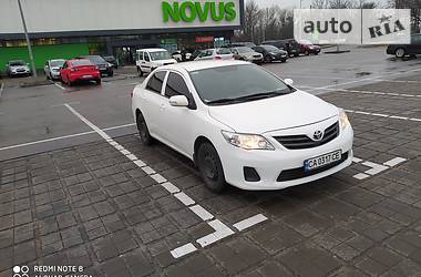 Седан Toyota Corolla 2012 в 