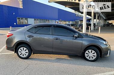 Седан Toyota Corolla 2016 в 