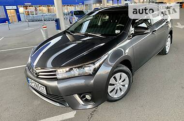 Седан Toyota Corolla 2016 в 