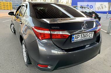 Седан Toyota Corolla 2016 в 